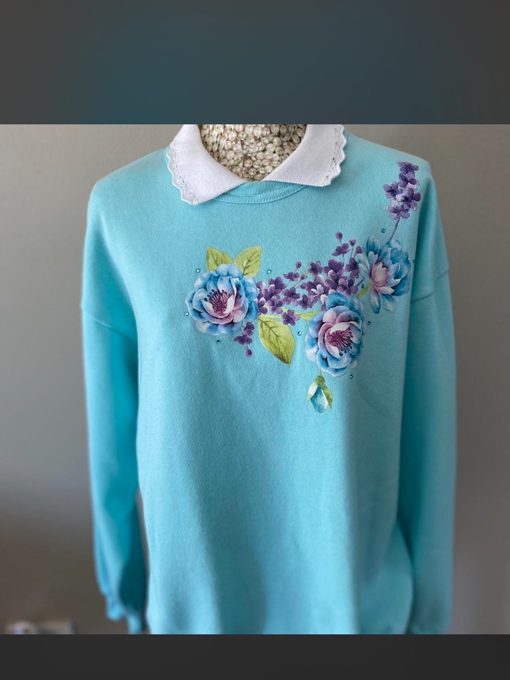 Vintage 90s Floral Crewneck Sweater in Aqua Blue - Women